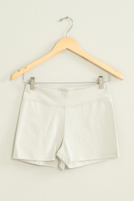 Quinn Mid-Rise Biker Shorts