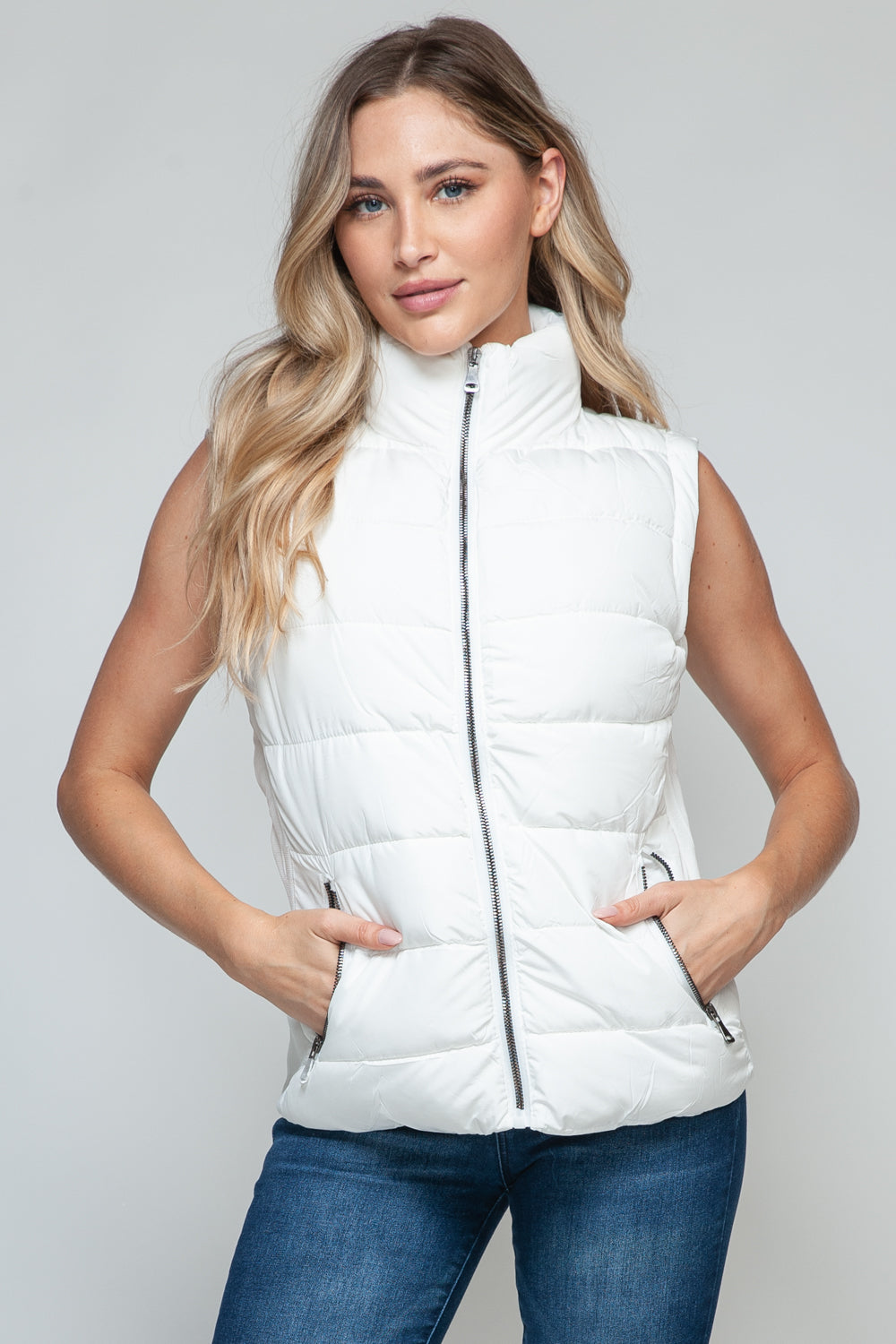 Sutton Puffer Vest with Pockets in White