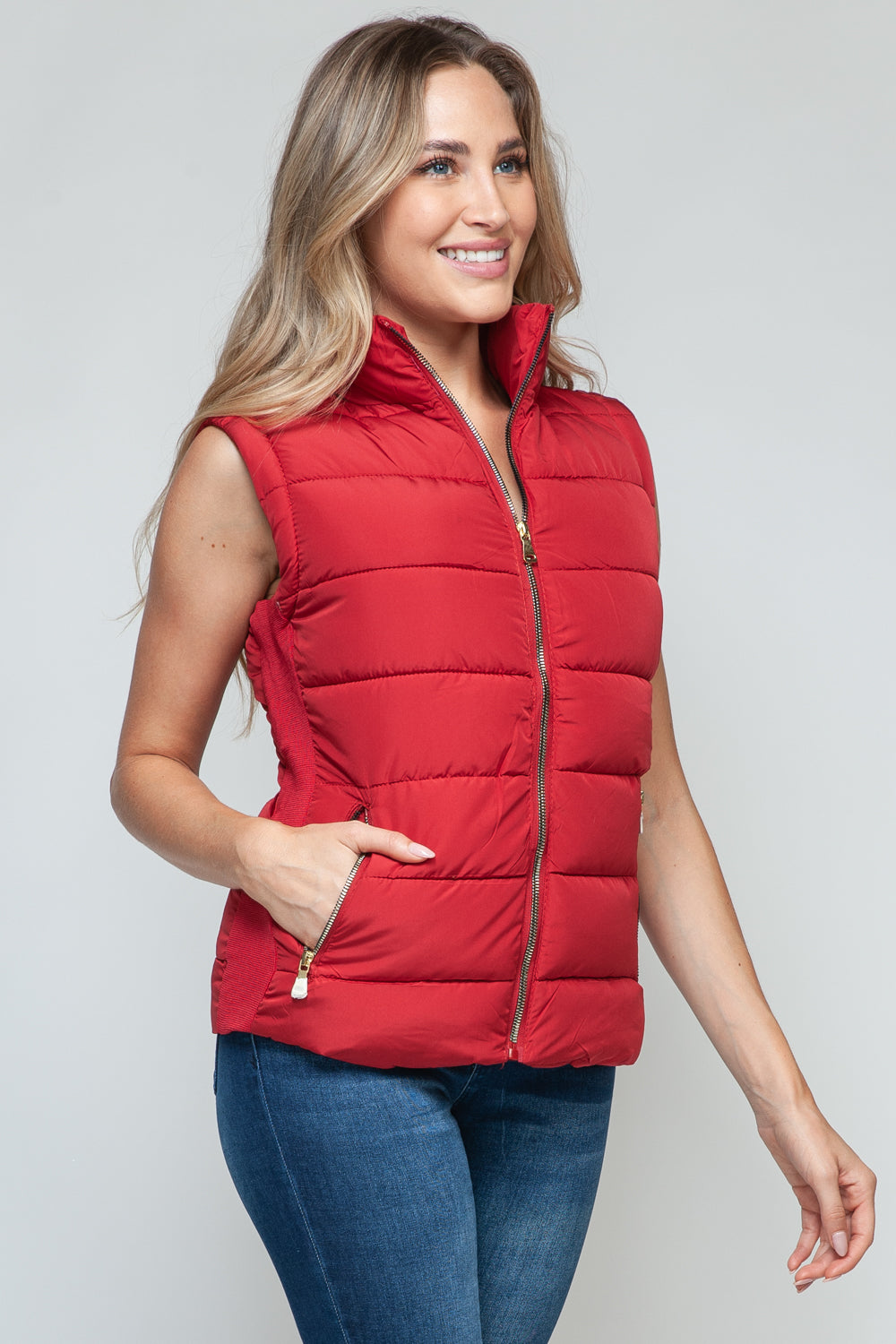 Sutton Puffer Vest with Pockets in Red